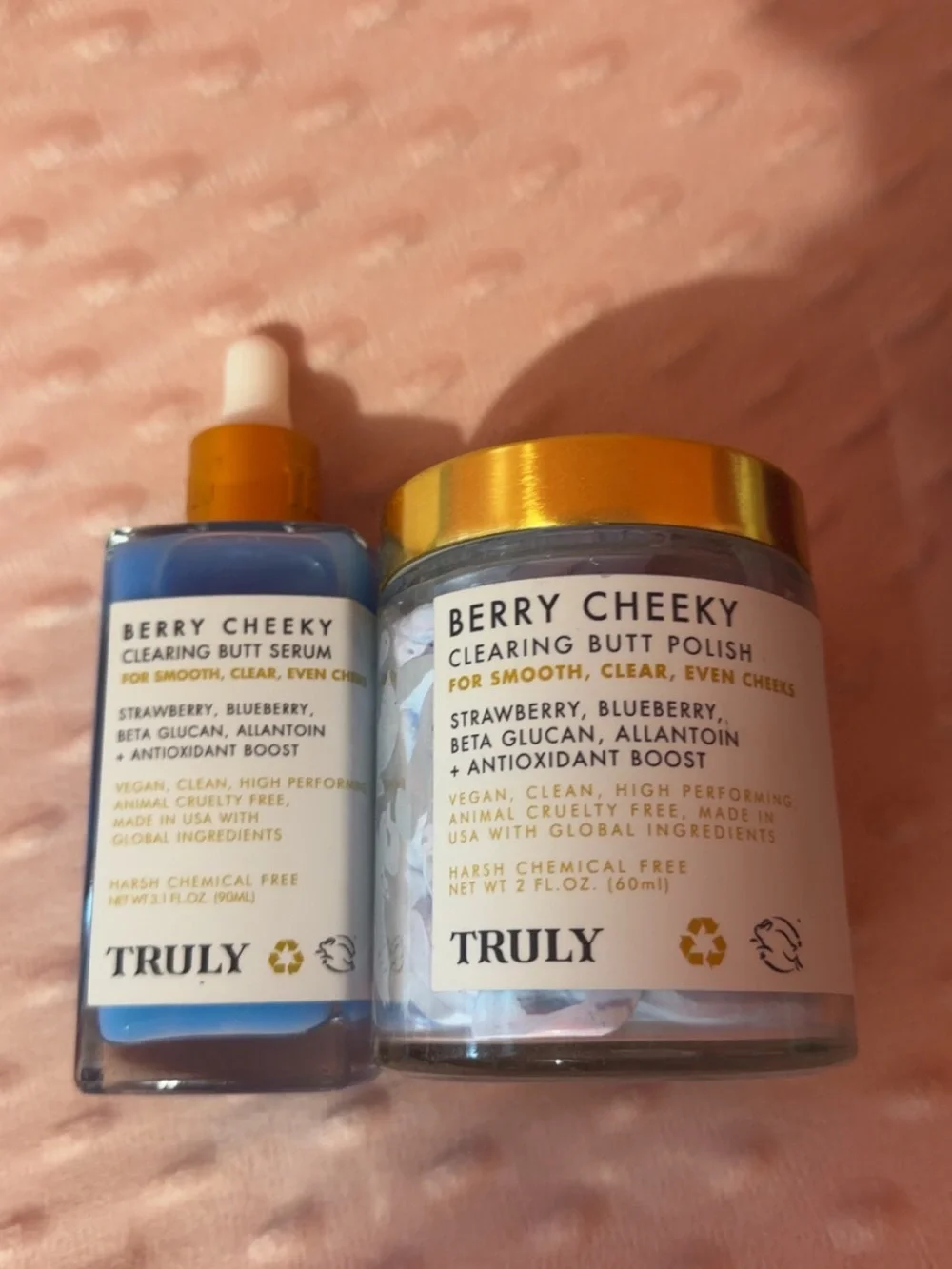 TRULY Berry Cheeky Clearing Butt Polish & Serum - Blue with Gold Lid